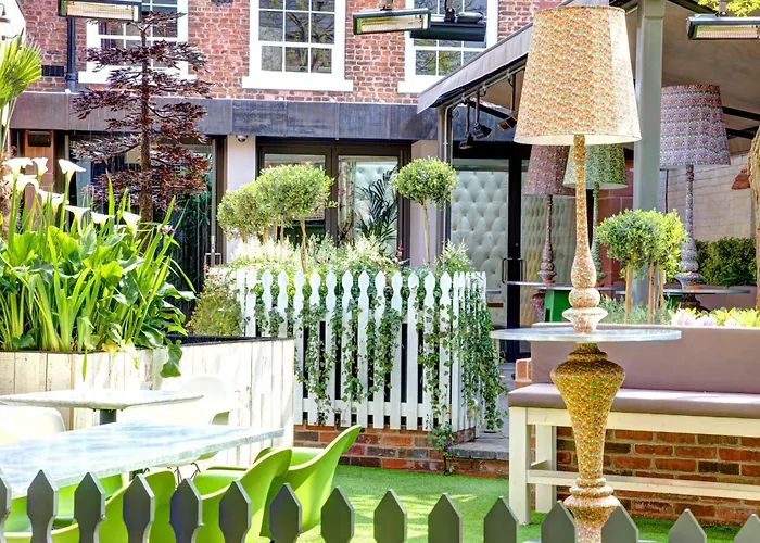 Oddfellows Chester Hotel & Apartments